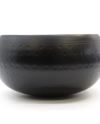 Lrg Black Beaten Bowl - 18cm